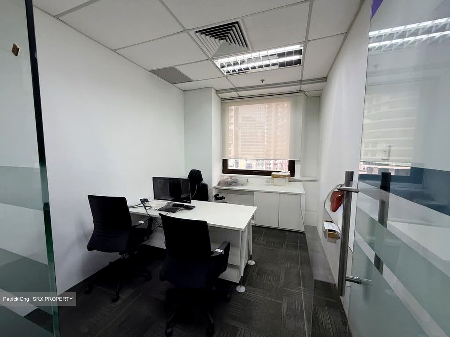 Lippo Centre (D2), Office #568709691